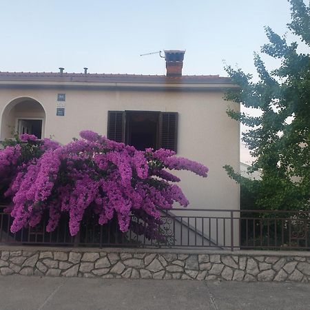 Apartments Mara Mali Lošinj Zewnętrze zdjęcie